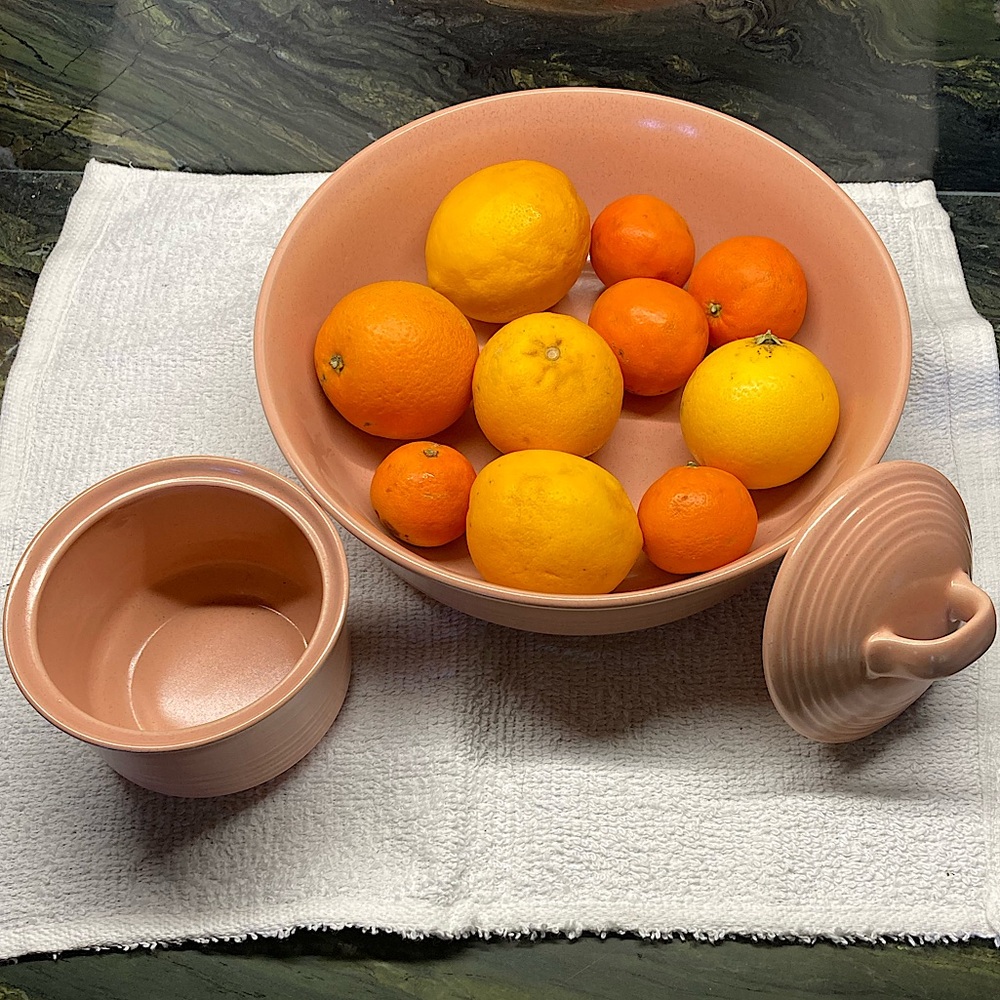 Chip Dip Set Apricot Ceramic Lidded - Picture 4 of 15